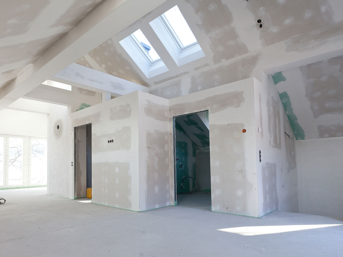 Pose de plaques de plâtre (BA13, hydrofuge, coupe-feu, etc.) Pose de plaques de plâtre (BA13, hydrofuge, coupe-feu, etc.)